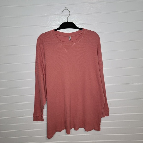 Free People Size XS Thermal Shirt Long Sleeve Oversized Boho Preppy Top Dolman - Picture 1 of 9